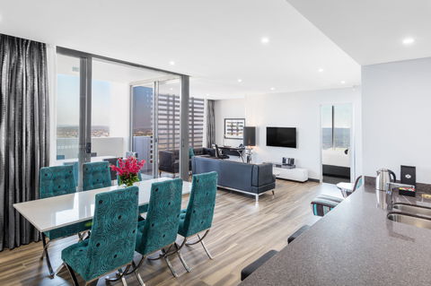 Meriton Suites Chatswood - Accommodation Tasmania 1