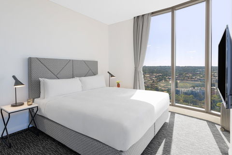 Meriton Suites George St - Accommodation Tasmania 0
