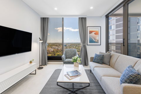 Meriton Suites George St - Accommodation Tasmania 6