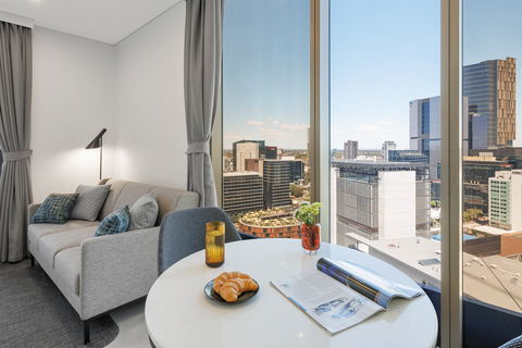 Meriton Suites George St - Accommodation Tasmania 9