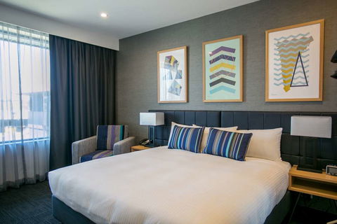 Alpha Hotel Eastern Creek - Accommodation Tasmania 7