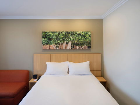 Mercure Sydney Blacktown - Accommodation Tasmania 5