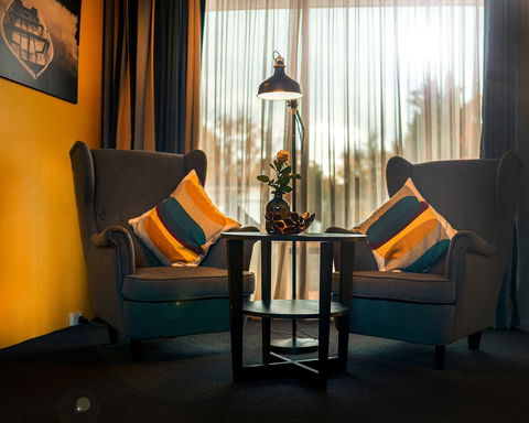 Oriana Motor Inn & Conf Ctr - Accommodation Tasmania 9