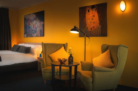 Oriana Motor Inn & Conf Ctr - Accommodation Tasmania 10