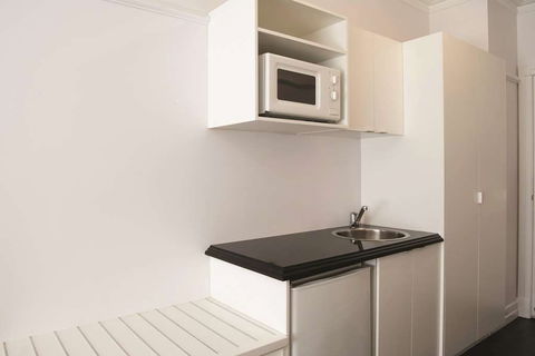 Adina Apartment Hotel Anzac Square - Accommodation Tasmania 13