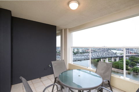 Astra Apartments Brisbane - Accommodation Tasmania 5
