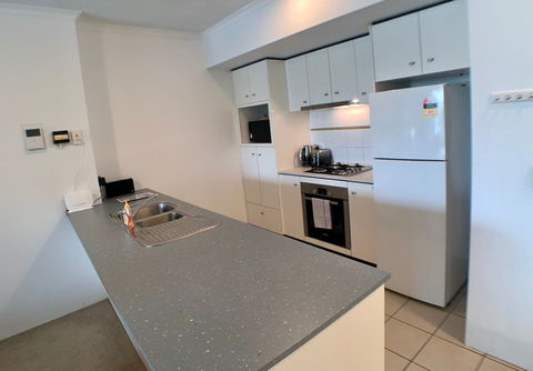 Astra Apartments Brisbane - Accommodation Tasmania 8