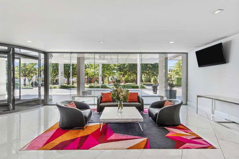 Adina Serviced Apts Canberra Dickson - Accommodation Tasmania 3