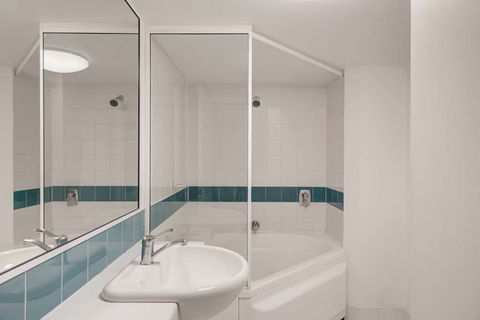 Adina Serviced Apartments James Court - Accommodation Tasmania 11