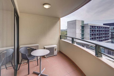 Adina Serviced Apartments James Court - Accommodation Tasmania 15