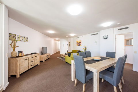 Lanai Riverside Apartments - Accommodation Tasmania 4