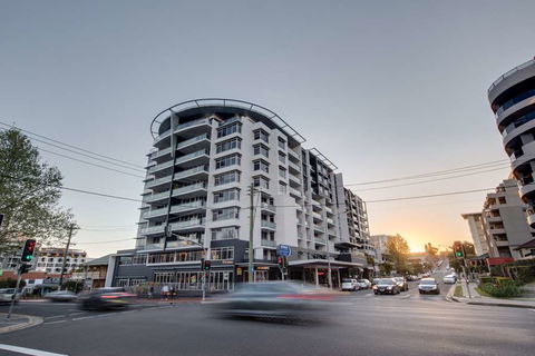 Adina Apartment Hotel Wollongong - Accommodation Tasmania 2