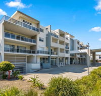 Quality Suites Pioneer Sands - Accommodation Tasmania