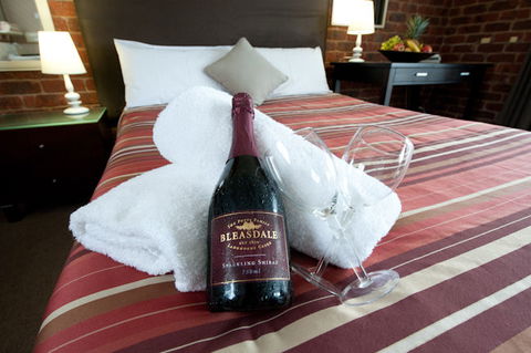 Admiral Motor Inn - Accommodation Tasmania 2