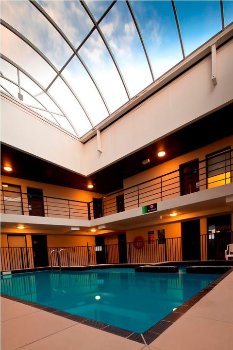 Cambridge Hotel Sydney - Accommodation Tasmania 2