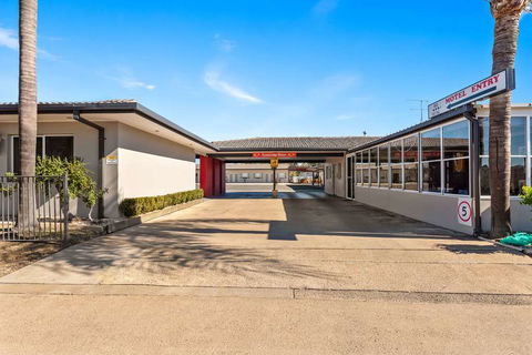 Econo Lodge Moree Spa Motor Inn - Accommodation Tasmania 1