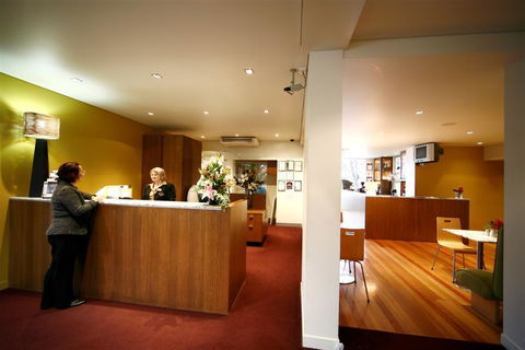 Best Western Plus The Tudor-Box Hill - Accommodation Tasmania 0
