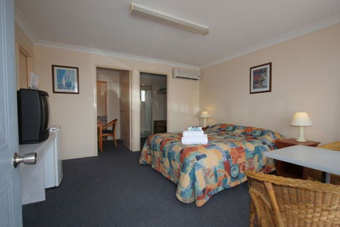 Alexander Motel & Peppercorn Restaurant - Accommodation Tasmania 0
