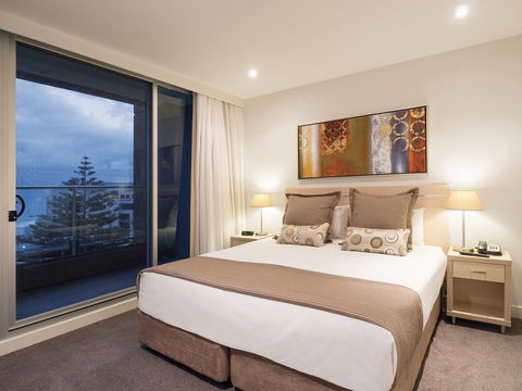 Oaks Liberty Towers - Accommodation Tasmania 1