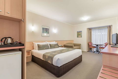 Waverley International Hotel - Accommodation Tasmania 1