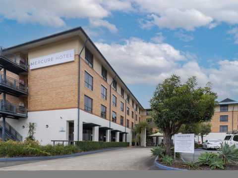Mercure Brisbane Garden City - Accommodation Tasmania 1