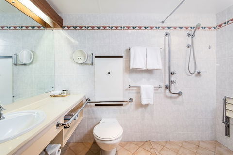 Adelaide Inn - Accommodation Tasmania 2