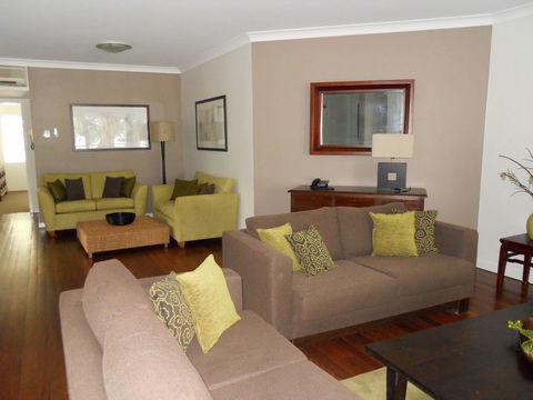 BeachView Apartments At Villa Paradiso - Accommodation Tasmania 2
