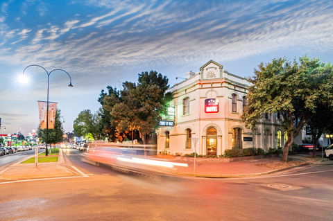 Prince Of Wales Motor Inn - Accommodation Tasmania 0