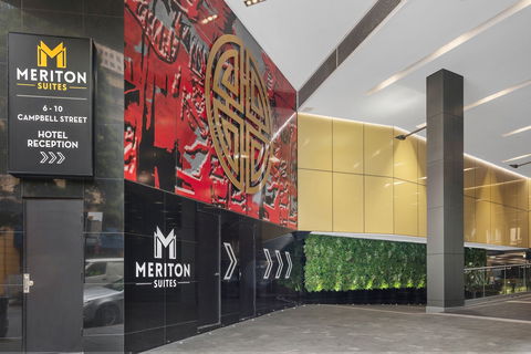 Meriton Suites Campbell Street - Accommodation Tasmania 1