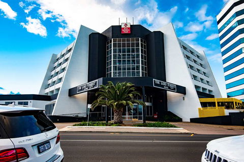 Best Western Plus Hotel Lord Forrest - Accommodation Tasmania 1