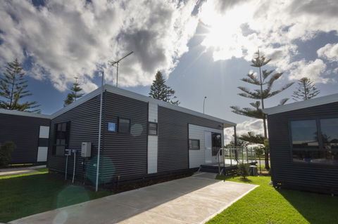 Discovery Parks Koombana Bay - Accommodation Tasmania 2
