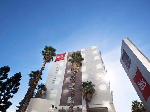 Hotel Ibis Sydney Olympic Park - Accommodation Tasmania 1