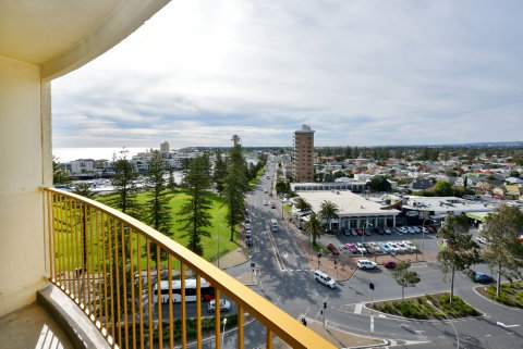 Atlantic Tower Motor Inn - Accommodation Tasmania 1