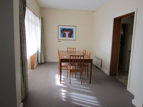 University House - ANU - Accommodation Tasmania 37