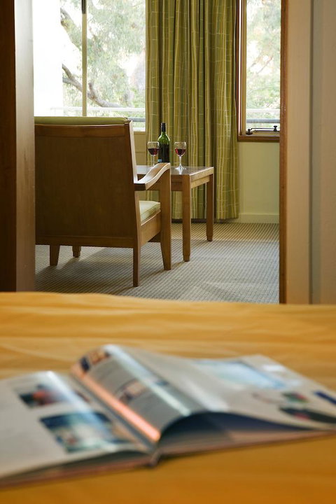 University House - ANU - Accommodation Tasmania 12