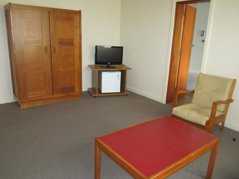 University House - ANU - Accommodation Tasmania 41