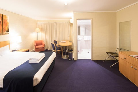 Ibis Styles Canberra - Accommodation Tasmania 1