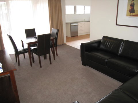 Forrest Hotel & Apartments - Accommodation Tasmania 14
