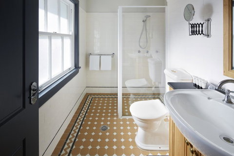 Brassey Hotel - Managed By Doma Hotels - Accommodation Tasmania 10