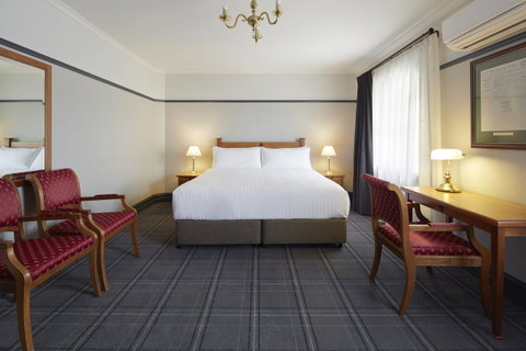 Brassey Hotel - Managed By Doma Hotels - Accommodation Tasmania 0