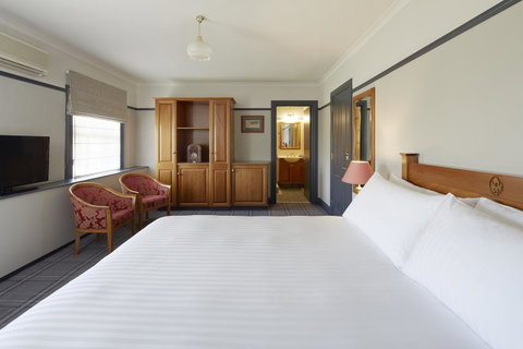 Brassey Hotel - Managed By Doma Hotels - Accommodation Tasmania 6