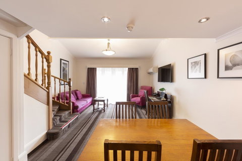Mercure Canberra - Accommodation Tasmania 18