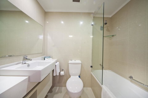 Mercure Canberra - Accommodation Tasmania 33
