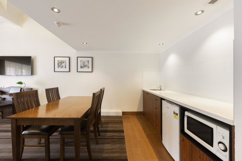 Mercure Canberra - Accommodation Tasmania 17