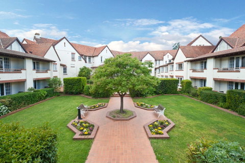Mercure Canberra - Accommodation Tasmania 25