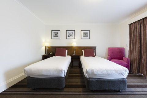 Mercure Canberra - Accommodation Tasmania 9