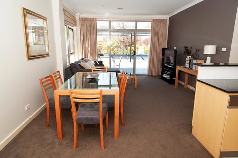 CityStyle Apartments - Accommodation Tasmania 5