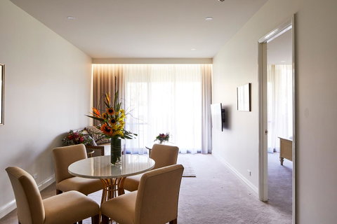 Knightsbridge Canberra - Accommodation Tasmania 21