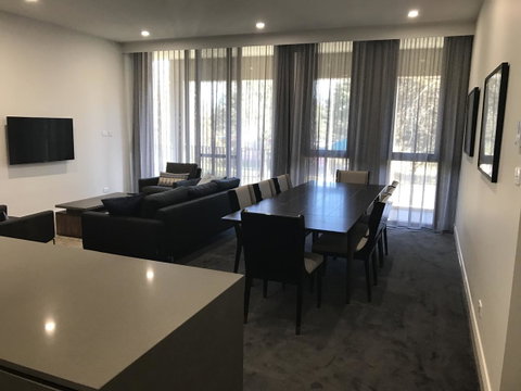 Knightsbridge Canberra - Accommodation Tasmania 35