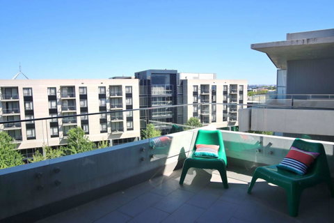 Realm Park 39 Barton ACT - Accommodation Tasmania 5